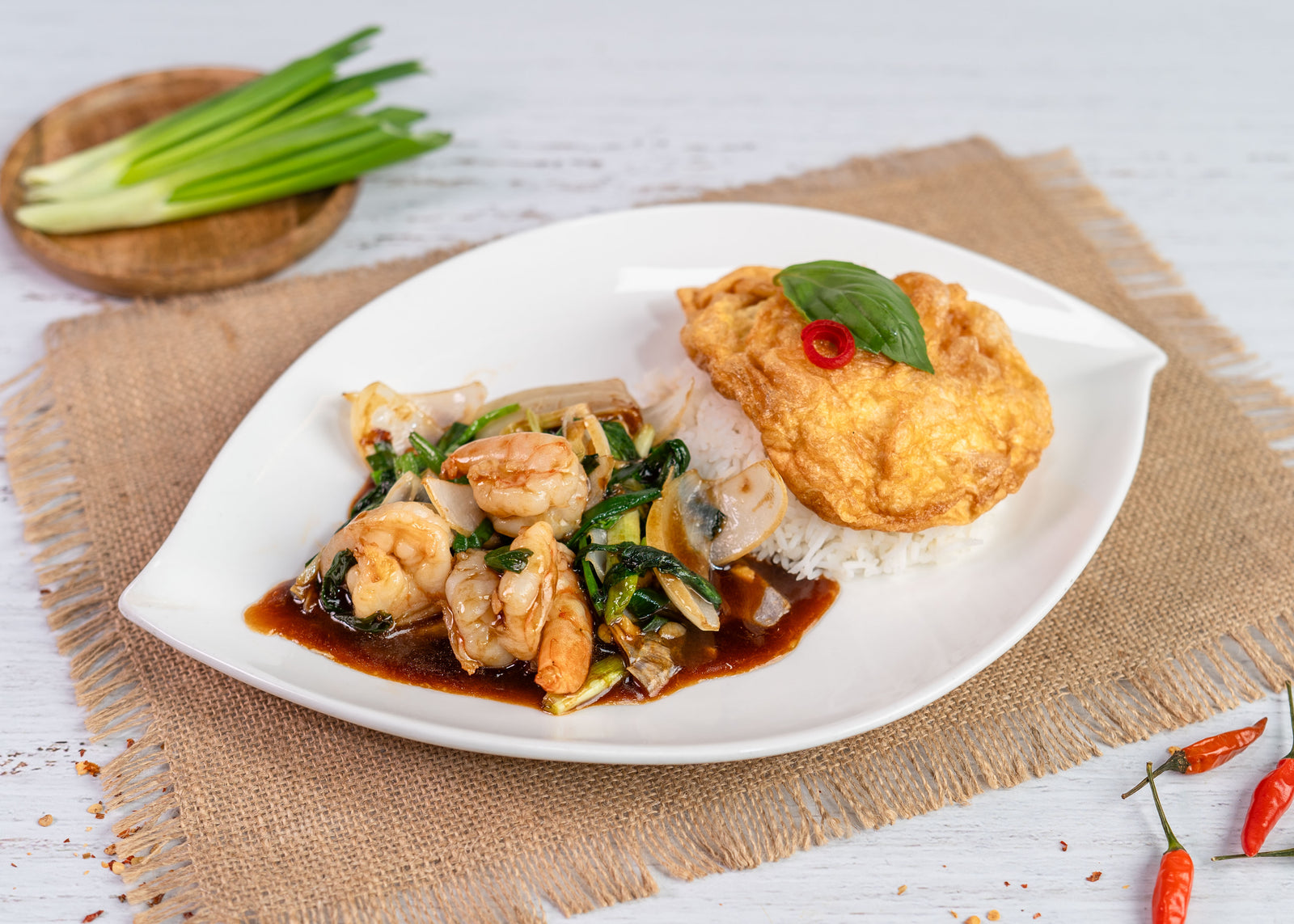 Prawns basil with Thai omelet